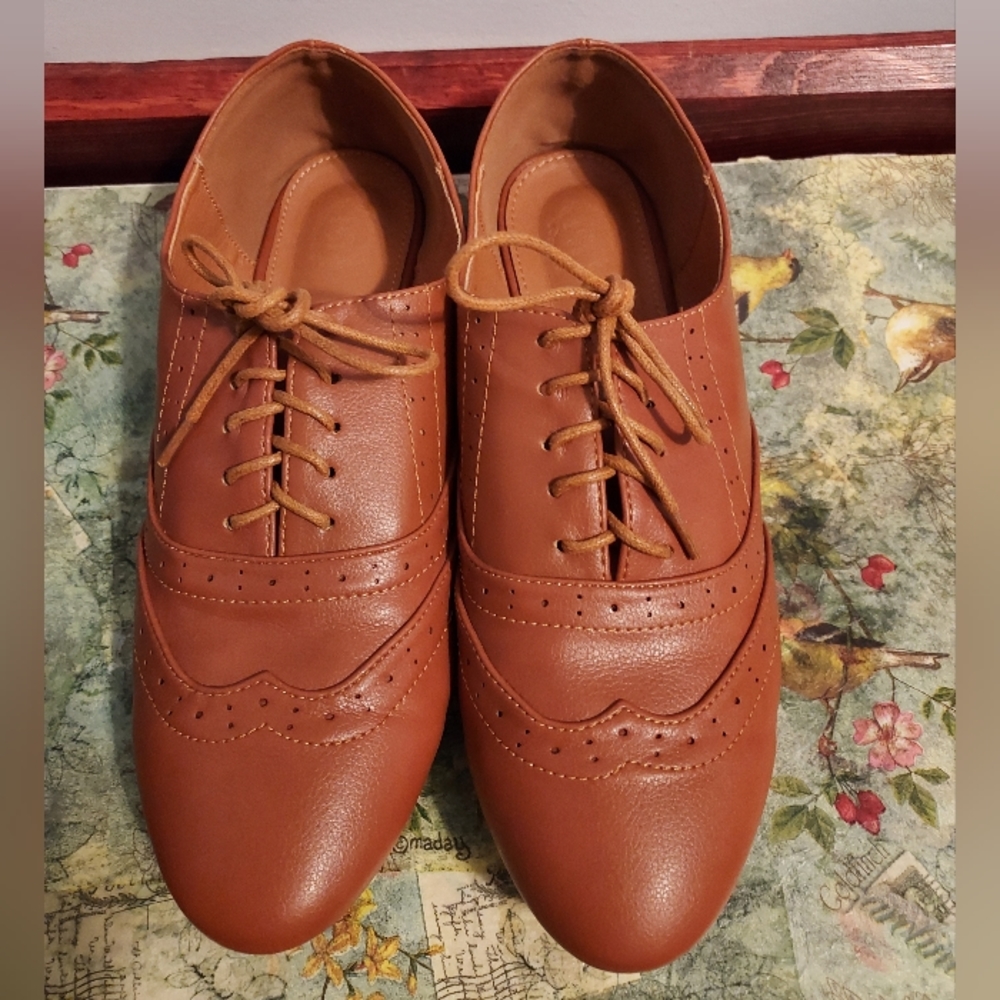 Ollio Women's Shoe Classic Lace Up Dress Low Flat Heel Oxford size 10